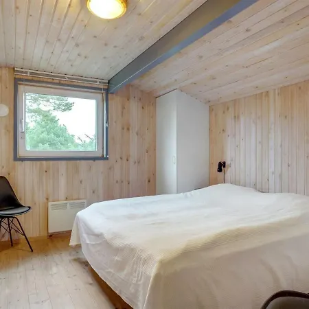Holiday home Frudde - 400m From The Sea In Ne Jutland By Interhome Saeby (Nordjylland)