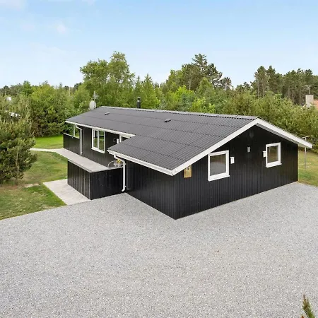 Holiday home Frudde - 400m From The Sea In Ne Jutland By Interhome *