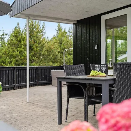 Frudde - 400m From The Sea In Ne Jutland By Interhome Holiday home Saeby (Nordjylland)