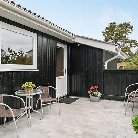 Holiday home Frudde - 400m From The Sea By Interhome